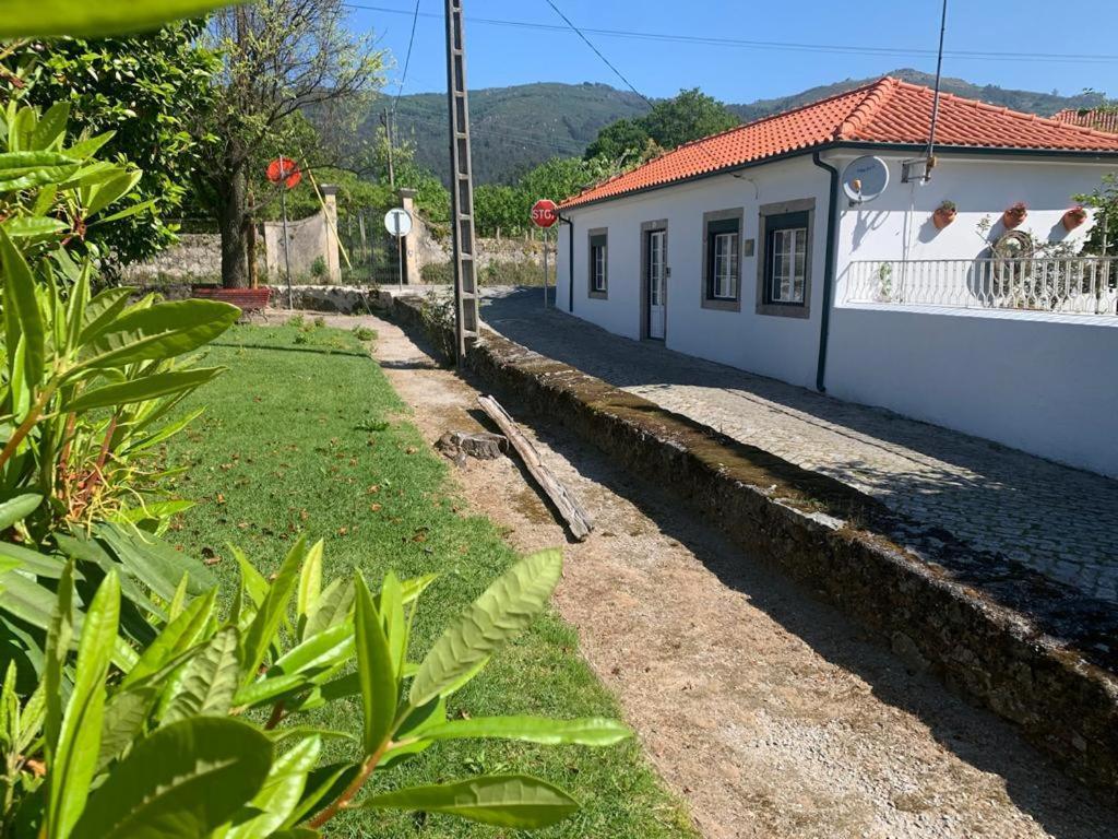 Casa Da Venda Holiday home *